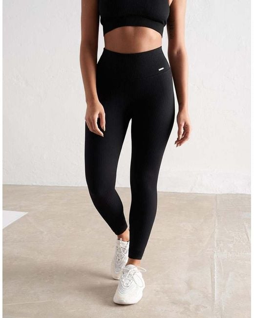 Aim'n Black Ribbed Seamless Tights