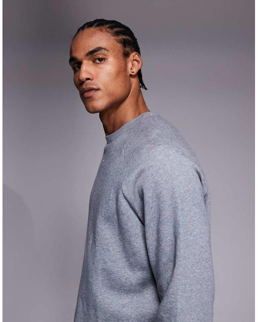 Under Armour Gray Rival Fleece Crewneck Sweatshirt for men