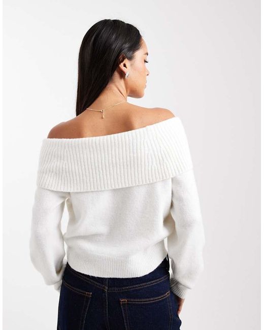 Hollister White Knitted Off The Shoulder Jumper