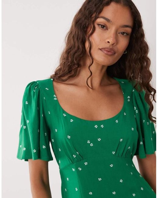 Nobody's Child Petite Green Deedee Short Sleeve Scoop Neck Tie Back Midi Dress
