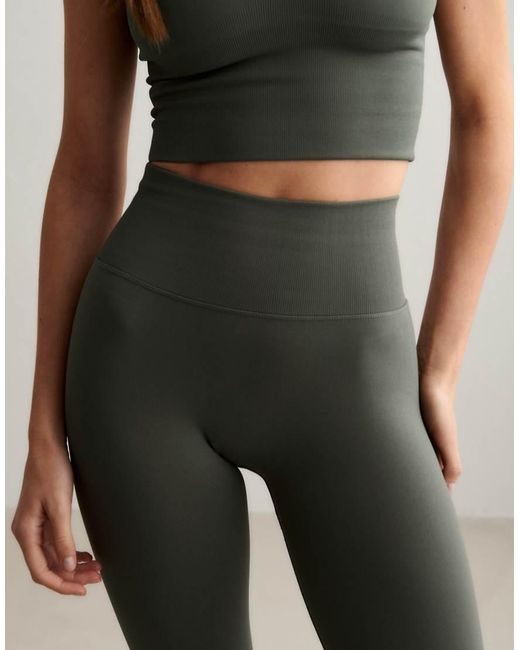 Aim'n Green Ivy Shape Seamless Petite Tights