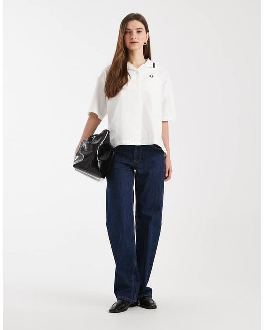 Fred Perry White Tipped Placket Detail Logo Shirt