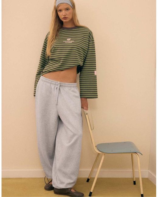 Stradivarius Gestreepte Sweatshirt in het Green