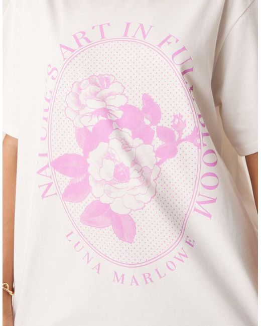 ASOS Oversized T-Shirt Met Grafische Lila Bloemenprint in het White
