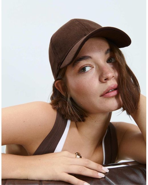 Stradivarius Brown – basic-kappe