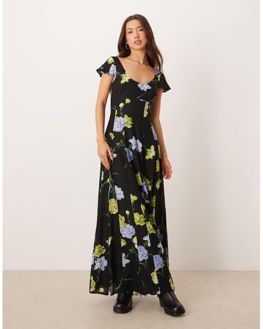 ASOS Multicolor Scoop Neck Short Sleeve Maxi Dress With Godets