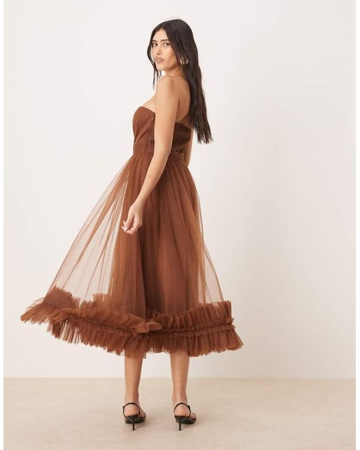LACE & BEADS Midaxi Jurk Met Korset En Rok Van Tule Met Ruche Aan De Zoom in het Brown