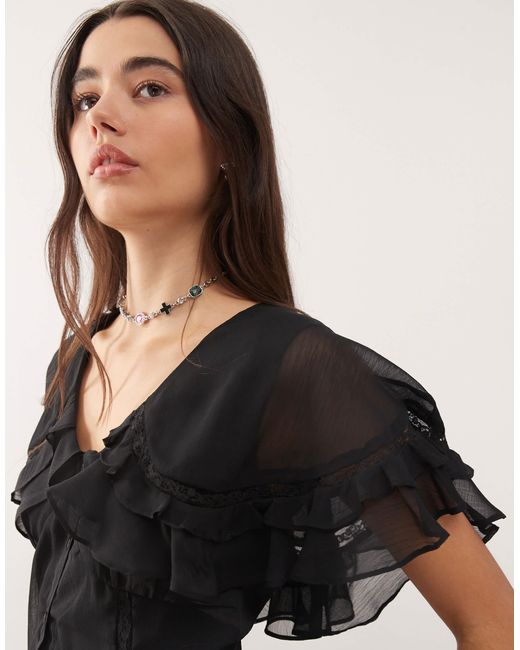 Reclaimed (vintage) Black Tea Top With Cape Collar