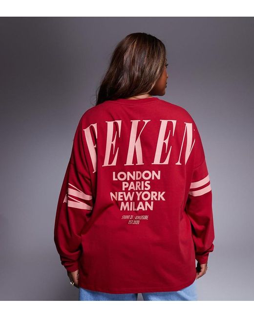 Weekend Collective Curve di ASOS in Red