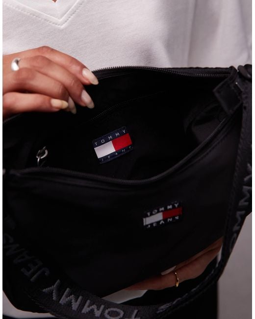 Tommy Hilfiger Black Essential Nylon Shoulder Bag