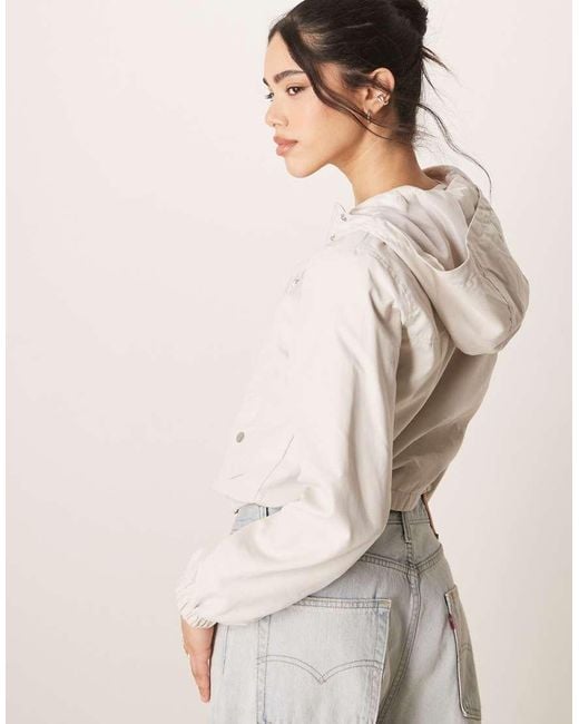 Jdy Natural Hooded Lightweight Cropped Jacket