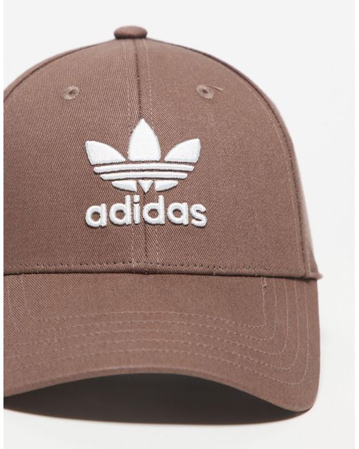 Gorra con trébol Adidas Originals de color Brown