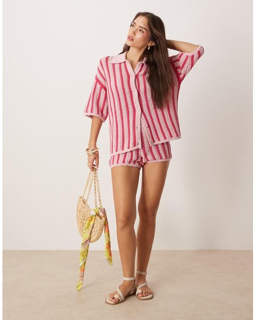 ASOS Gebreide Gestreepte Short Geschulpte Rand in het Pink