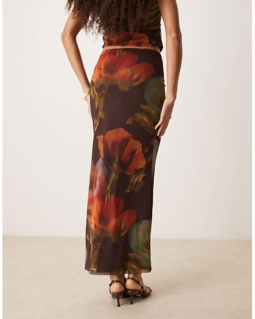 ASOS Brown – tief sitzender netzstoff-maxirock mit verschwommenem blumendruck