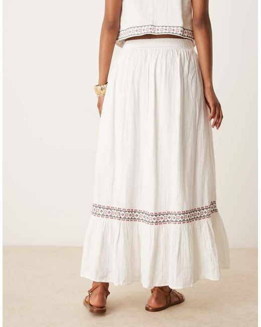 Gonna Lunga di Threadbare in Natural