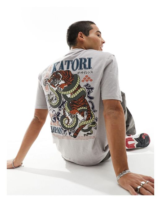 T-shirt chiaro con stampa di serpenti sul retro di River Island in White da Uomo