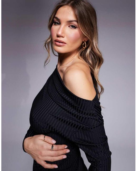 ASOS Geribbelde Top Met Lange Mouwen En Blote Schouders in het Black
