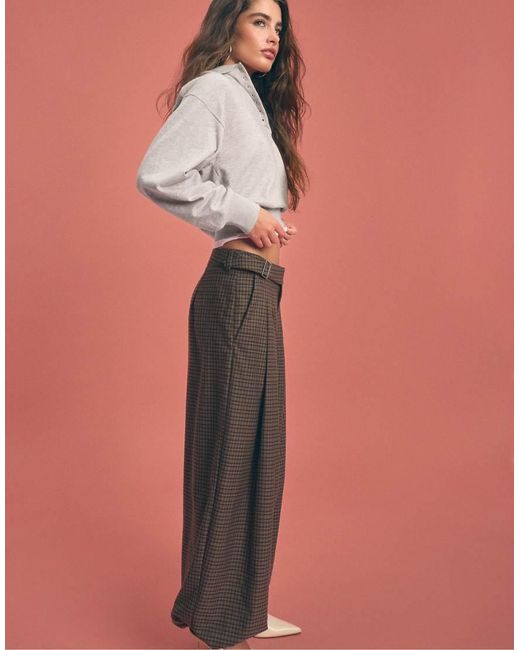 Stradivarius Pink Balloon Trousers With Buckle