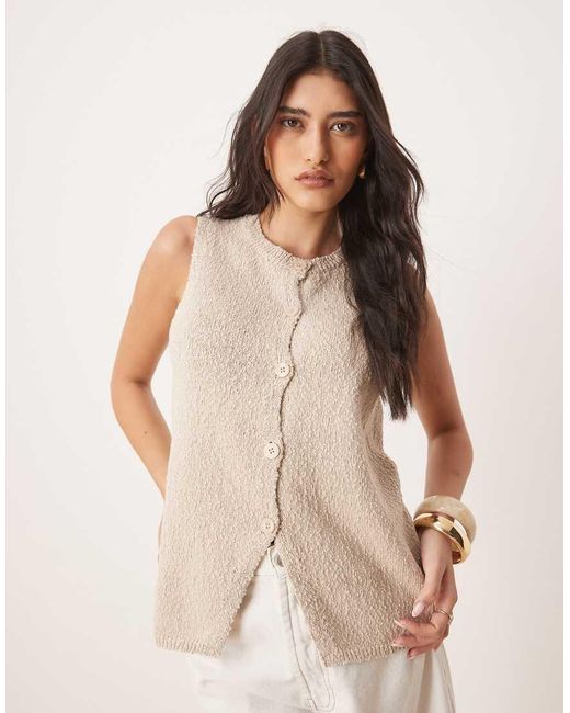 Chaleco De Corte Alargado Con Cuello Redondo De Punto Texturizado De -Neutro ASOS de color Natural