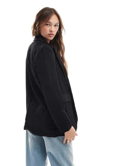 Stradivarius Black Crinkle Blazer