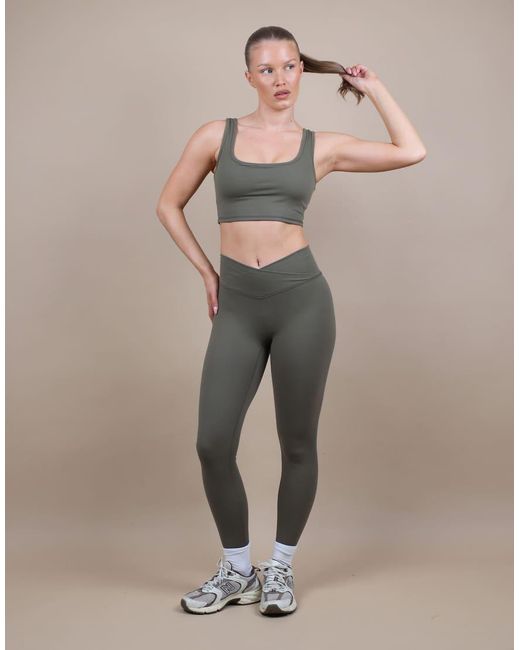 SIMMI Gray Square Neck Cropped Tank Top