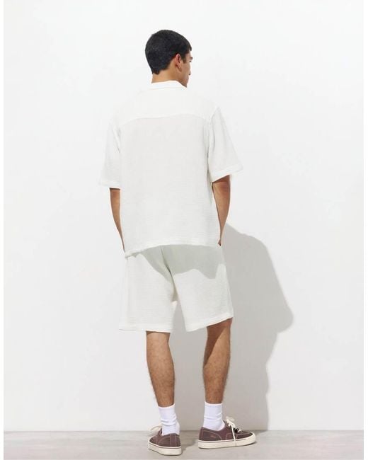 Pull&Bear White Short Sleeve Crepe Shirt for men