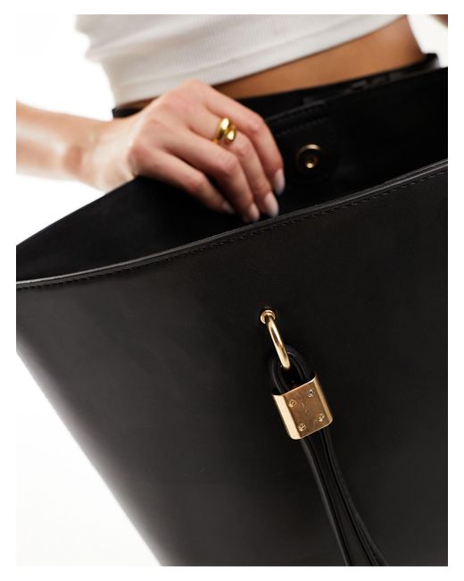 Maxi borsa nera con manico e dettagli di ASOS in Black