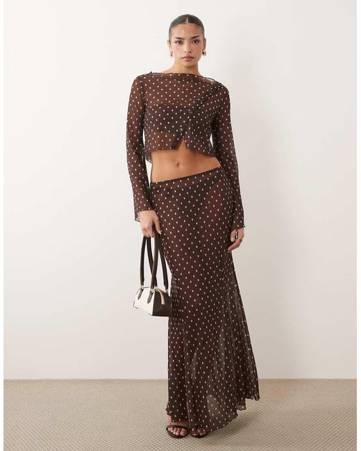 Top di ASOS in Brown