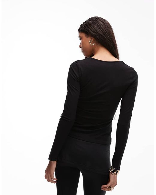 ASOS Top Met Uitsnijding Op De Borst En Lange Mouwen in het Black