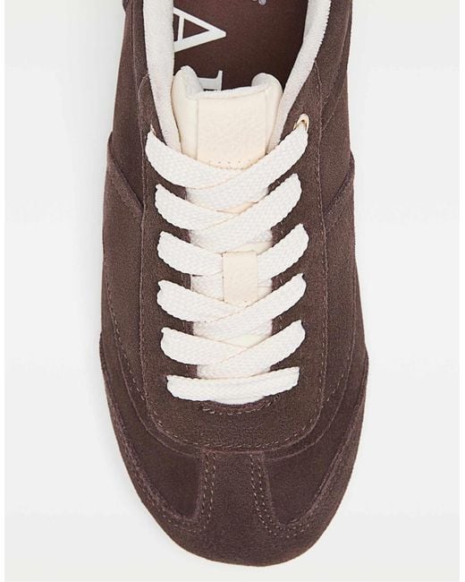 Stradivarius Brown – sneaker aus weichem leder