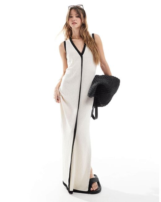 4th & Reckless Multicolor Contrast Trim Sleeveless V Neck Knitted Beach Maxi Dress