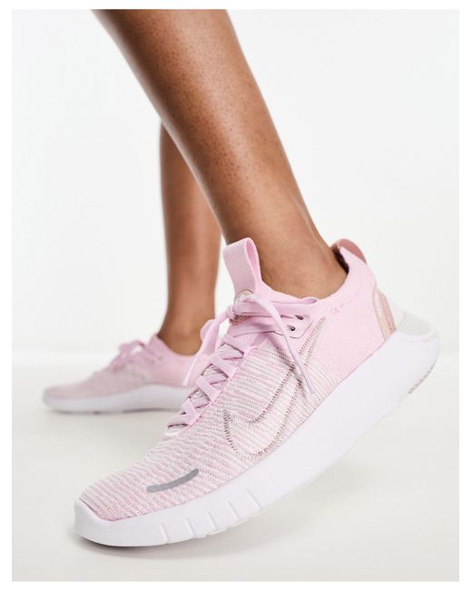 Free run fk nn - baskets - pâle Nike en coloris Rose | Lyst