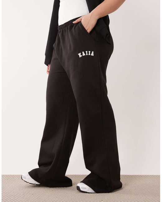 Kaiia Plus in het Black
