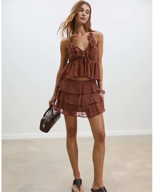 Top froncé à dos nu et sequins - marron Stradivarius en coloris Brown