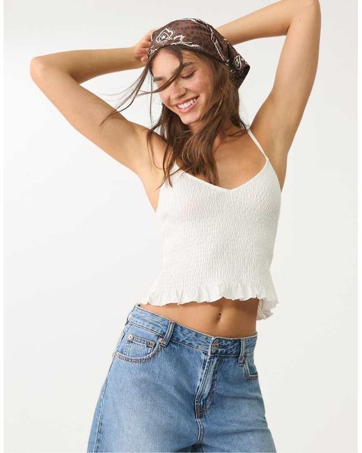 Stradivarius Top Met Bandjes En Elastisch Detail in het White