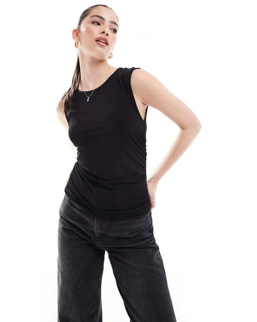 Top di Pieces in Black