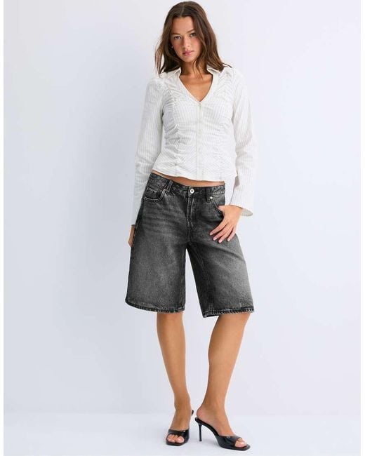 Stradivarius White Gathered V-Neck Shirt