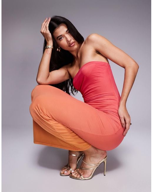 Kaiia Red – exclusive – anschmiegsames, doppellagiges, trägerloses maxikleid aus netzstoff