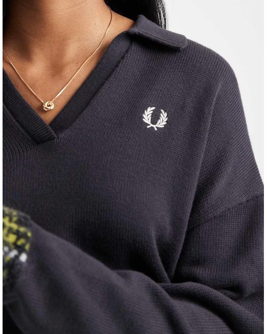 Camisa Gris Oscuro Con Cuello De Pico De Canalé De Fred Perry de color Black