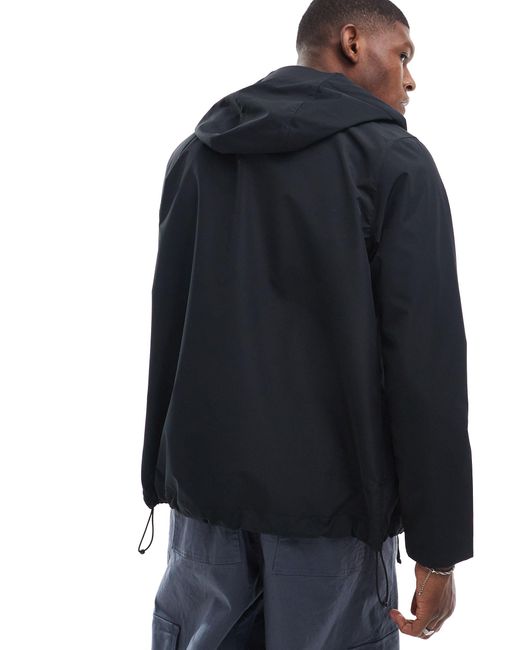 All weather - giacca impermeabile nera con cappuccio foderata di Hollister in Blue da Uomo