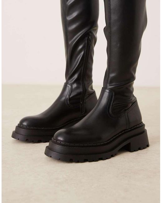 Kendra di ASOS in Black