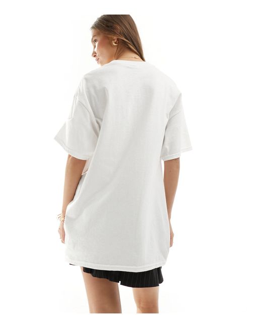 T-shirt à motif mean girls sous licence Miss Selfridge en coloris White