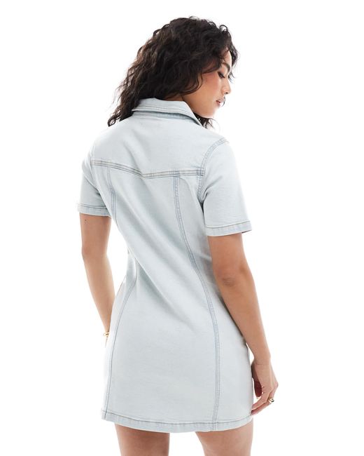 ASOS White – figurbetontes denim-hemdkleid