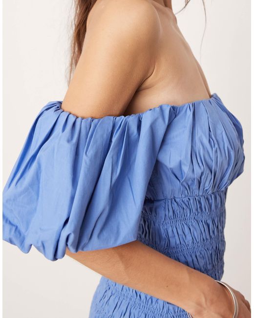 Robe longue froncée à épaules dénudées et taille basse avec imprimé mosaïque Abercrombie & Fitch en coloris Blue