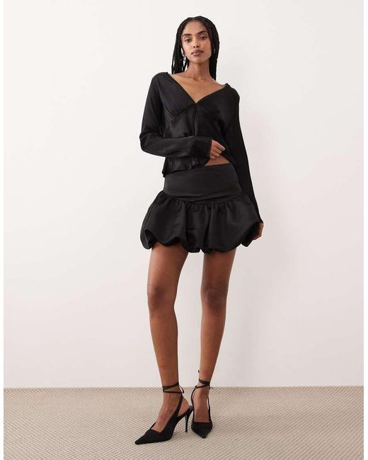 Gina Tricot Natural Satin Dropped Waist Balloon Mini Skirt