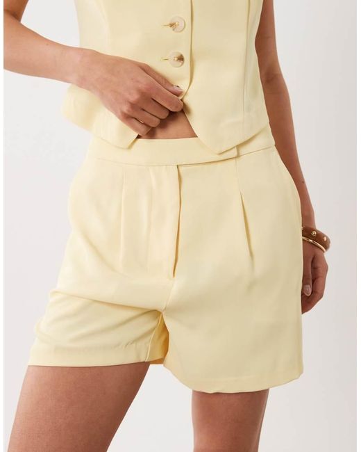 New Look Natural Tailored Shorts
