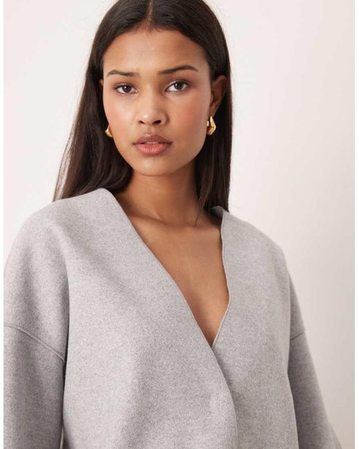 Vila Gray Clean Cropped Lightweight Jacket