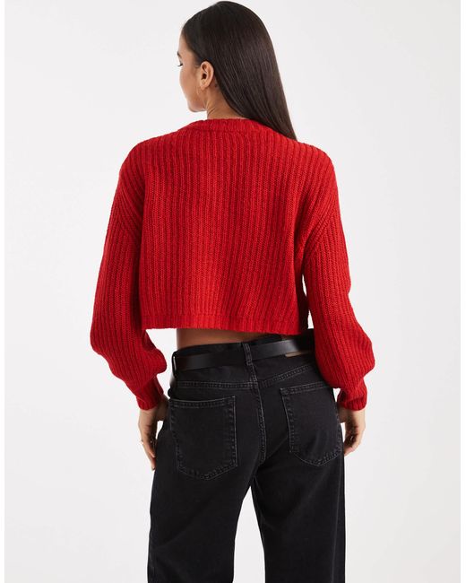 Threadbare Red – cropped-pullover aus geripptem strick