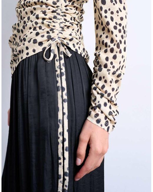 TOPSHOP Gerimpelde Top Met Lange Mouwen En Dierenprint in het White