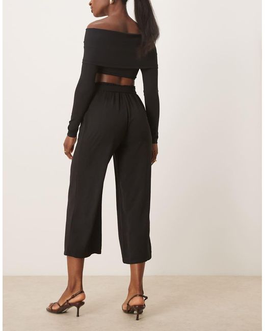 Vila Cropped Broek Met Gestrikte Taille En Rechte Pijpen in het Black